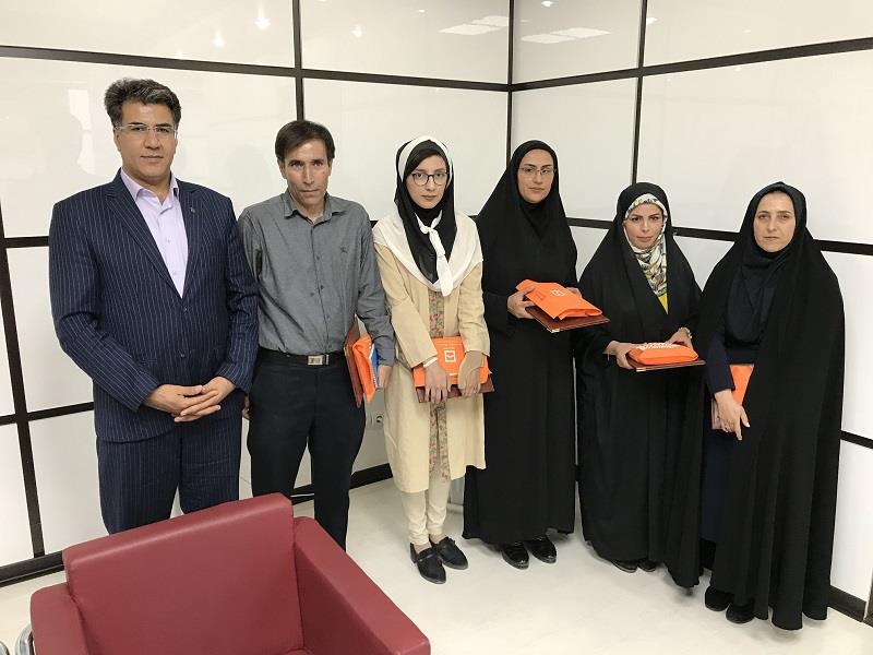 تقدیر به مناسبت روز خبرنگار در مدیریت سمنان پایگاه خبری بانک مسکن