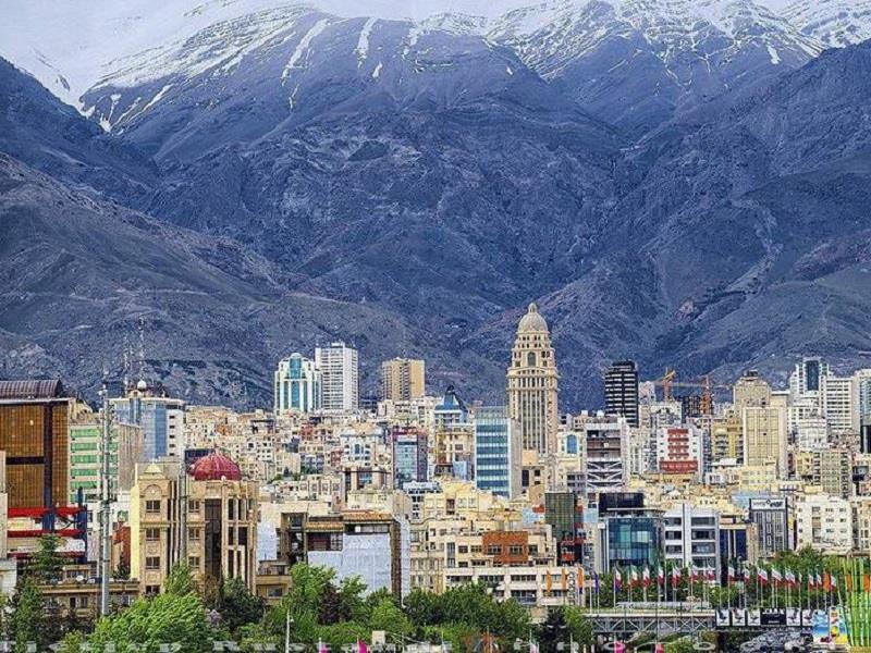 بررسی تاثیرات انجمن انبوه سازان بر حوزه های مختلف مدیریت شهری