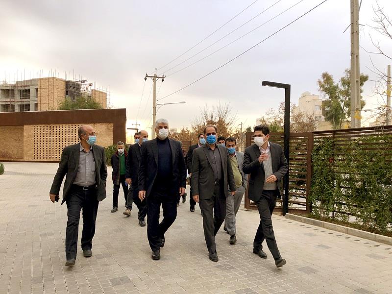 بازدید نماینده سازمان ملی زمین و مسکن از پروژه سایه شیراز