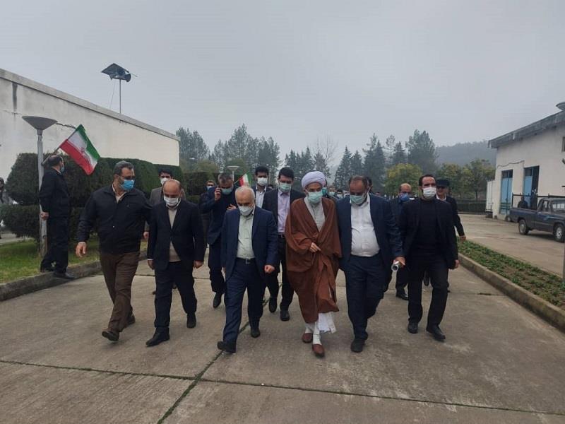 از شرکت صنایع چوب‌ و کاغذ مازندران بازدید کرد