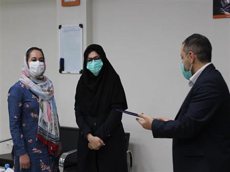 پزشکان فرماندهان خط مقدم مبارزه با کرونا