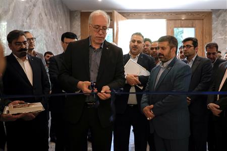 بازدید دکتر سید عباس حسینی مدیرعامل بانک مسکن از پروژه های مسکونی در اصفهان