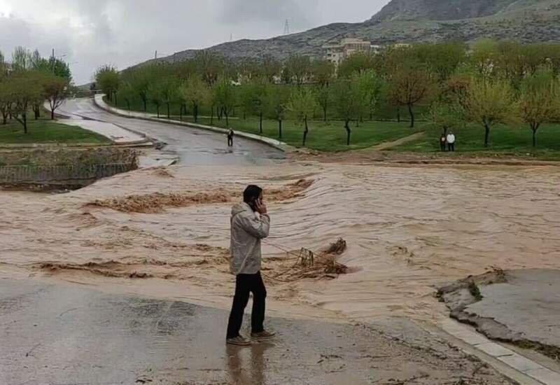 پرداخت 930 میلیارد ریال تسهیلات بانک مسکن  به سیل زدگان مونسون در سال 1403