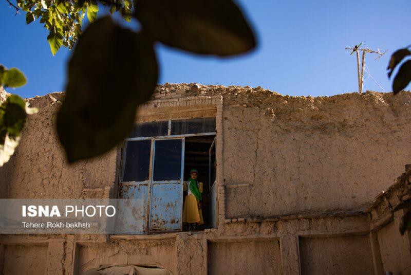 اعطای وام مسکن روستایی در راستای کمک به ساخت و بهسازی مسکن در مناطق روستایی/قرارداد نوسازی و ساخت بیش از 18 هزار مسکن روستایی در سال گذشته توسط بانک مسکن