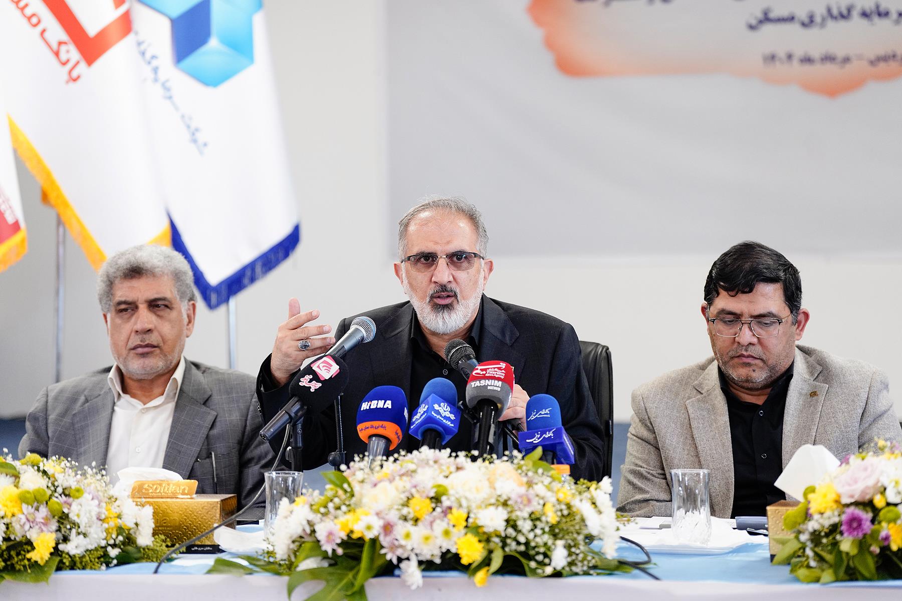 نشست خبری مدیرعامل بانک مسکن و بازدید میدانی از پروژه‌های نهضت ملی مسکن(گزارش تصویری)