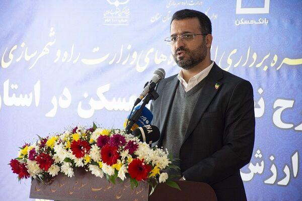 افتتاح بیش از یک هزار و ۹۰۰ واحد مسکونی و بهره‌برداری از باند جدید محور سرخه-سمنان در هفته دولت