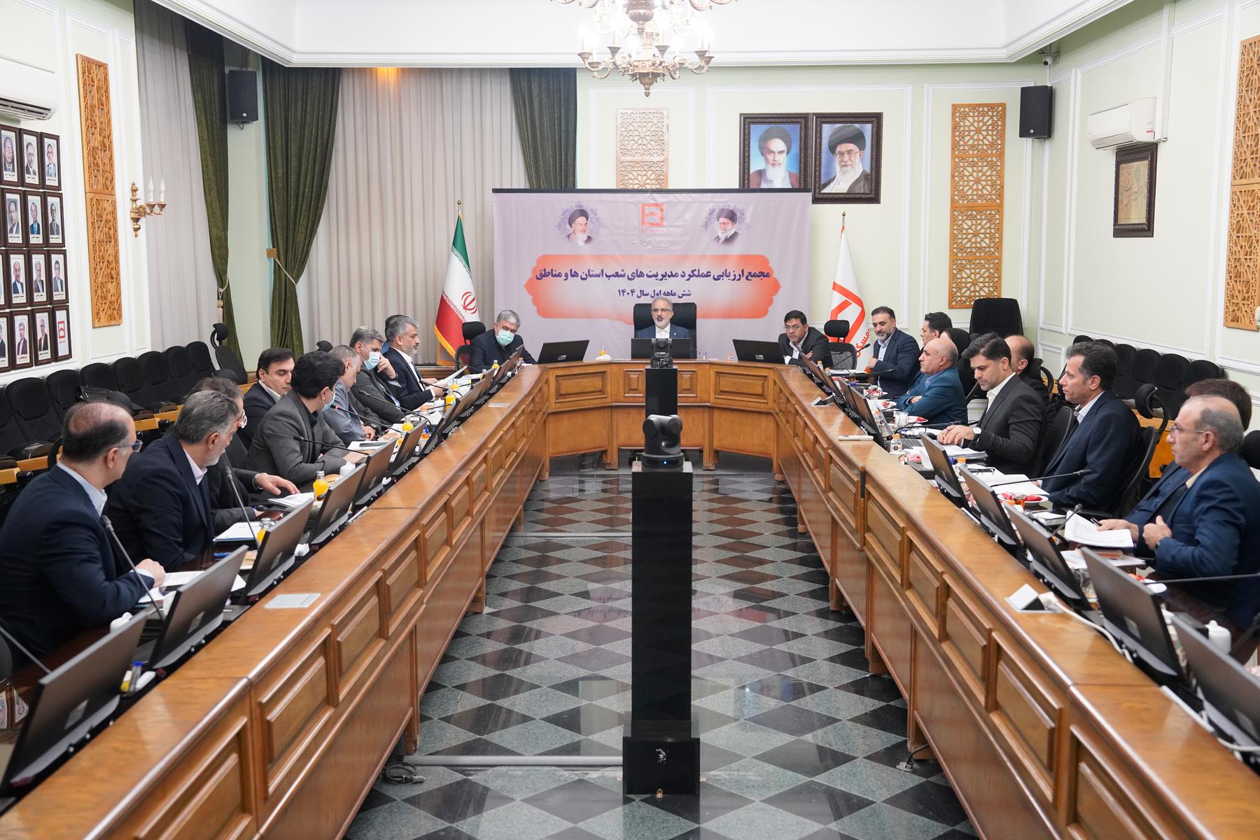 جلسه ارزیابی عملکرد نیمه نخست سال ۱۴۰۴ بانک مسکن (گزارش تصویری)