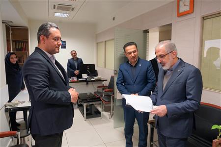 بازدید مدیرعامل بانک مسکن از ساختمان ارمغان  و دیدار با همکاران (گزارش تصویری)