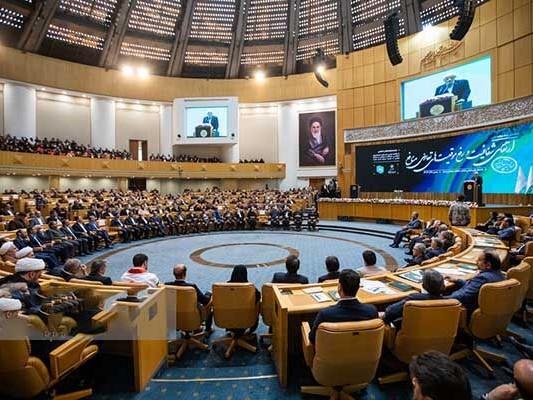 تداوم بازآفرینی شهری وابسته به فرهنگ پاسخگویی و شفافیت است