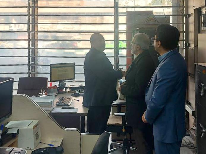 خدمت‌رسانی مطلوب و بی وقفه به مشتریان ادامه دارد