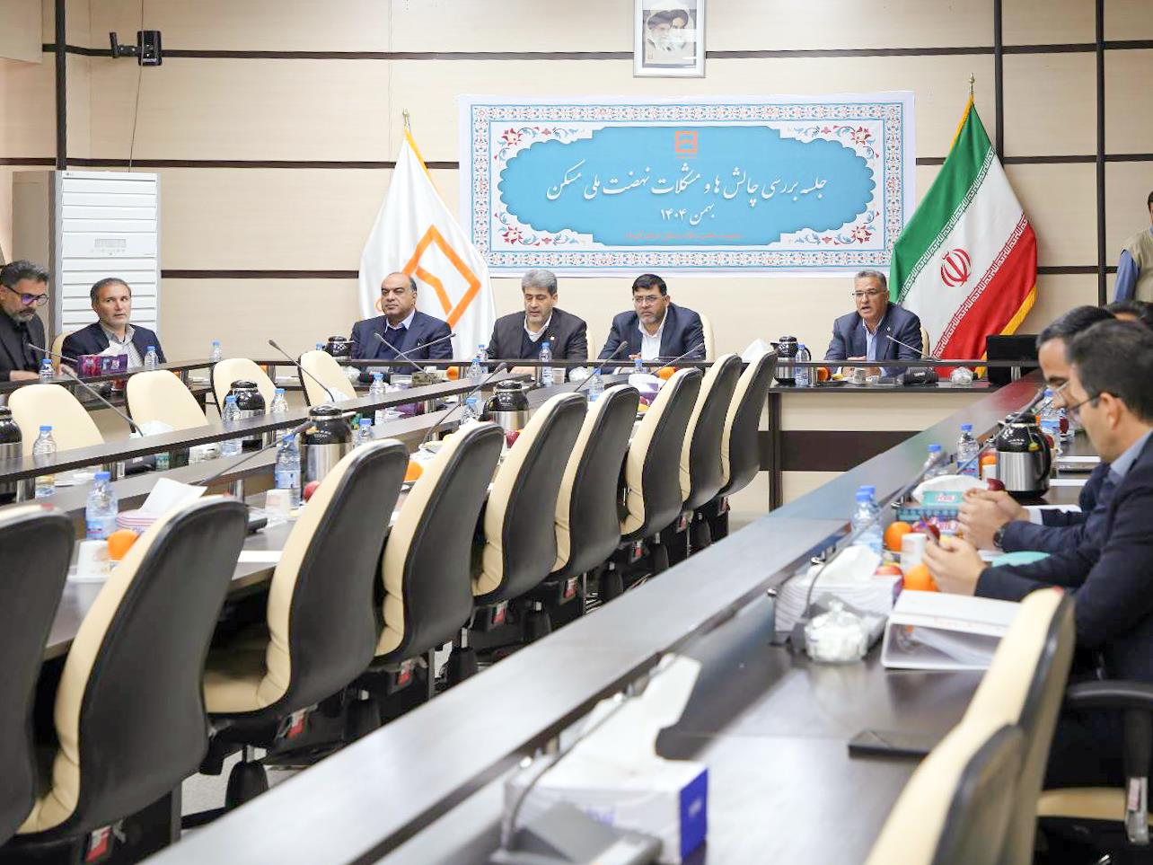 خانه‌دار شدن ۱۵۸ هزار خانوار ایرانی با تسهیلات نهضت ملی بانک مسکن / تامین مالی بیش از ۱۰ هزار واحد در کرمان