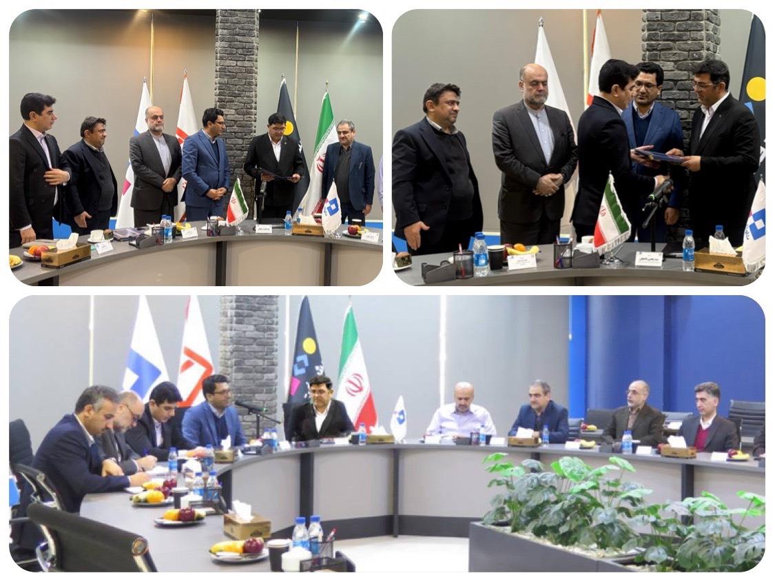 قطار تغییرات بانک مسکن در ایستگاه ناواکو / علیخانی سکان هدایت  ناواکو را بدست گرفت