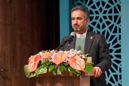 روح‌الله قاسمیان: آوای تلاوت قرآن کریم در فضای کاری کارکنان بانک مسکن طنین‌انداز می‌شود