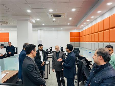 بازدید مدیرعامل بانک مسکن از معاونت منابع  انسانی و دیگر واحدهای مستقر در ساختمان اشرفی اصفهانی(گزارش تصویری)